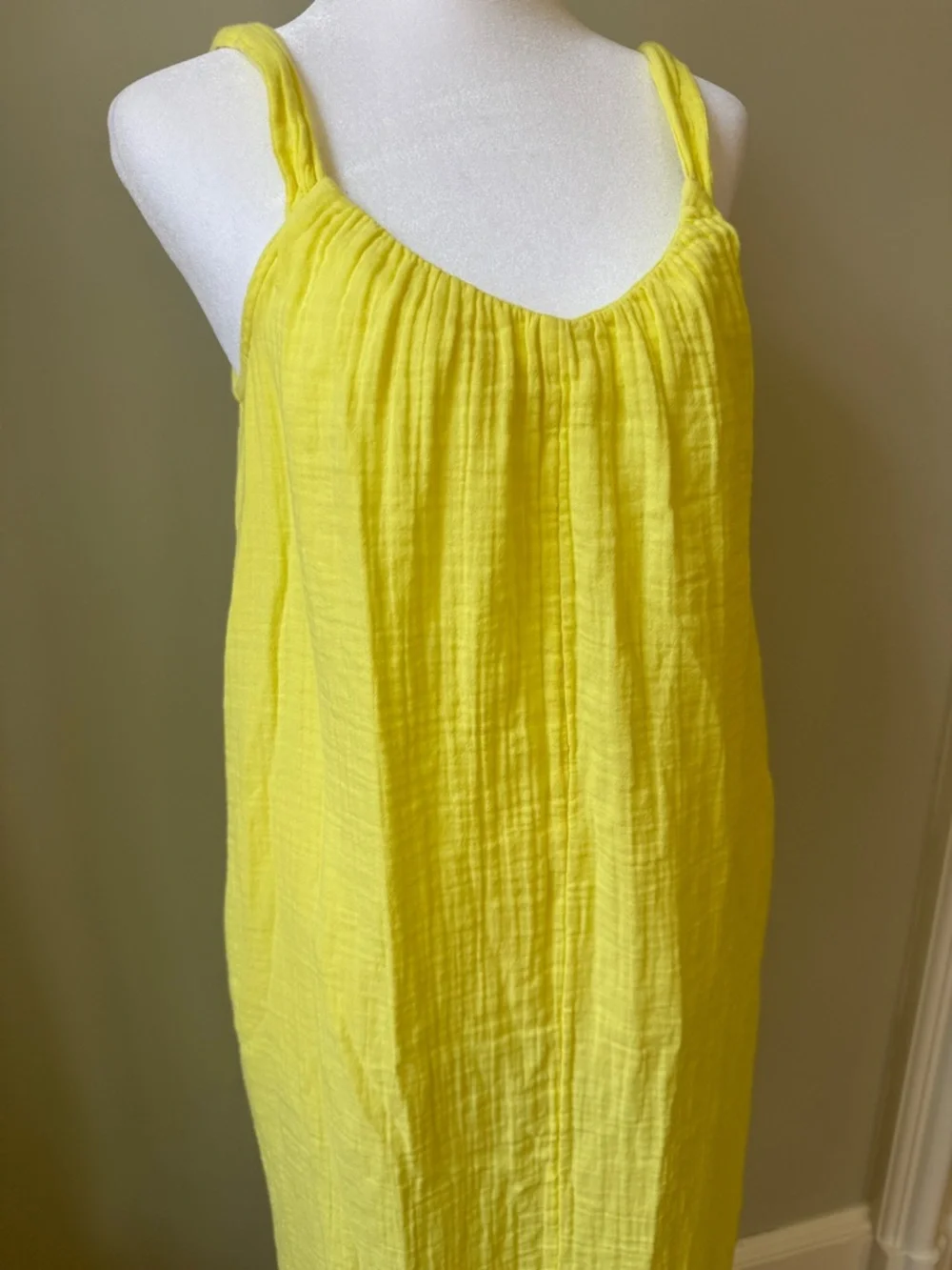 Old Navy Beach Dress Women’s Yellow Lightweight Size Small Back Tie - Picture 3 of 9
